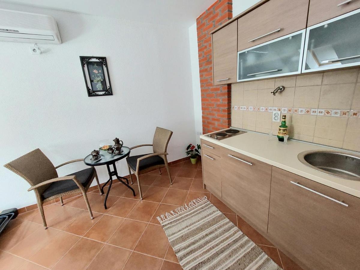 Apartman - Dobrota Sun Apartment Kotor Exterior photo