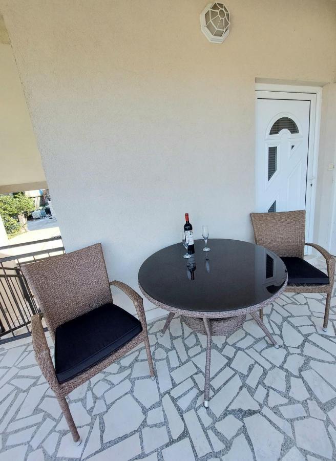 Apartman - Dobrota Sun Apartment Kotor Exterior photo